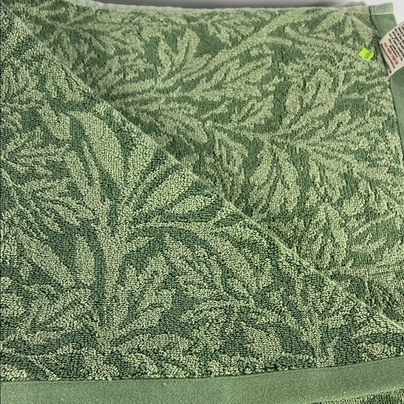 William Morris Bath Towel Set 2 Pc Sage Green Foliage Print Cotton 30 x 54 NEW - Picture 8 of 8